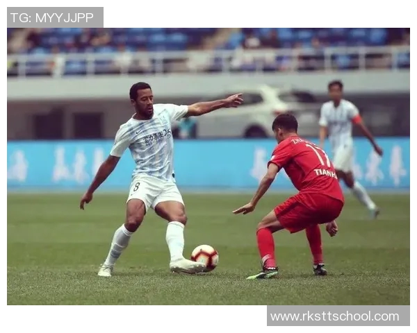 纪念那些已故足球传奇人物的伟大贡献与不朽精神