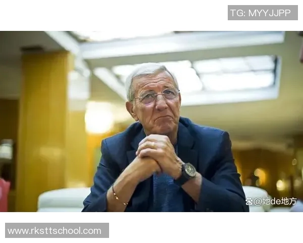 揭秘足球球星背后的领袖人物谁是他们的主教练